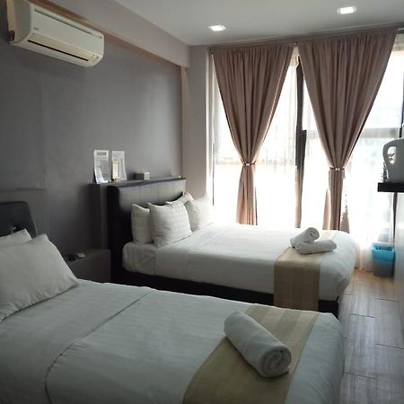 Sunset Villa Inn Pantai Cenang  Kültér fotó