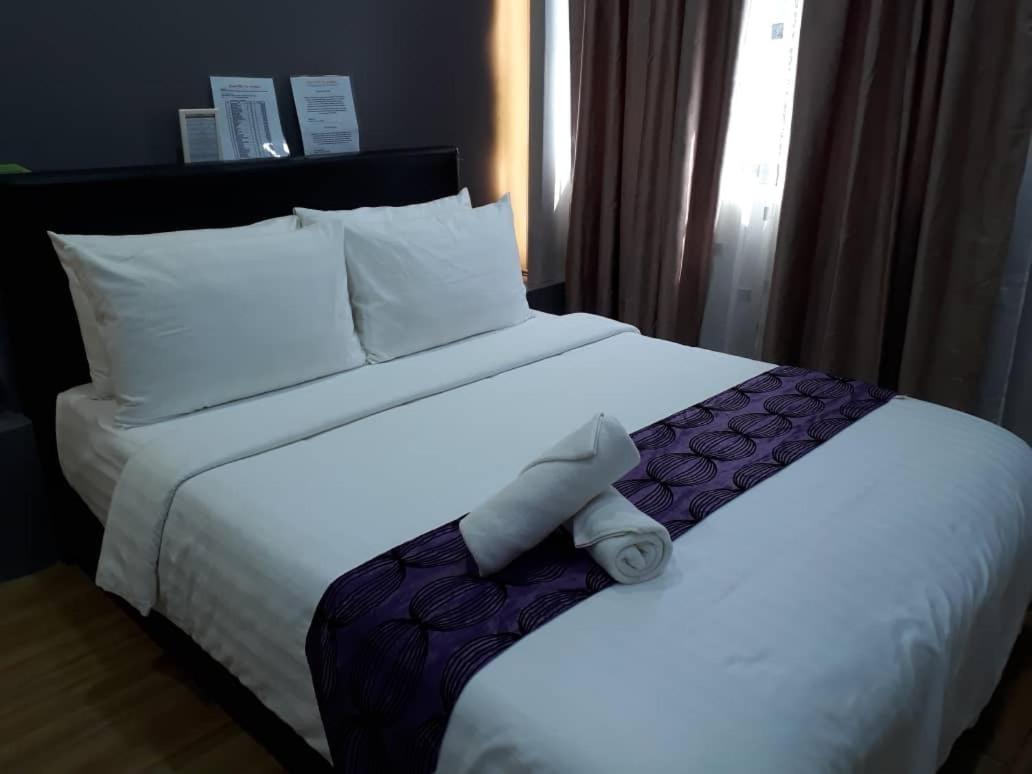 Sunset Villa Inn Pantai Cenang  Kültér fotó