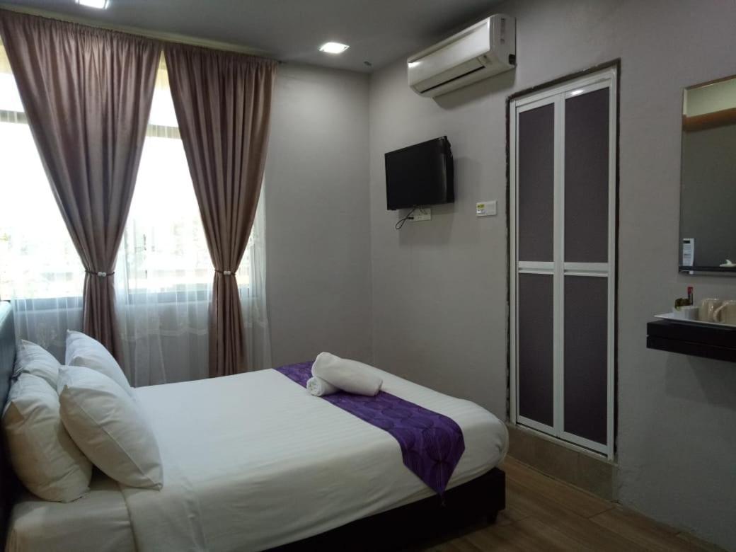 Sunset Villa Inn Pantai Cenang  Kültér fotó